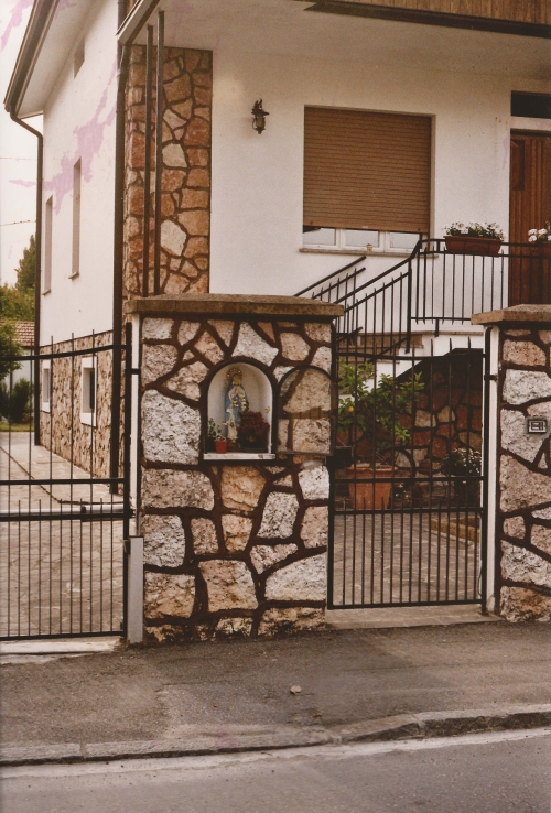 08_pietra